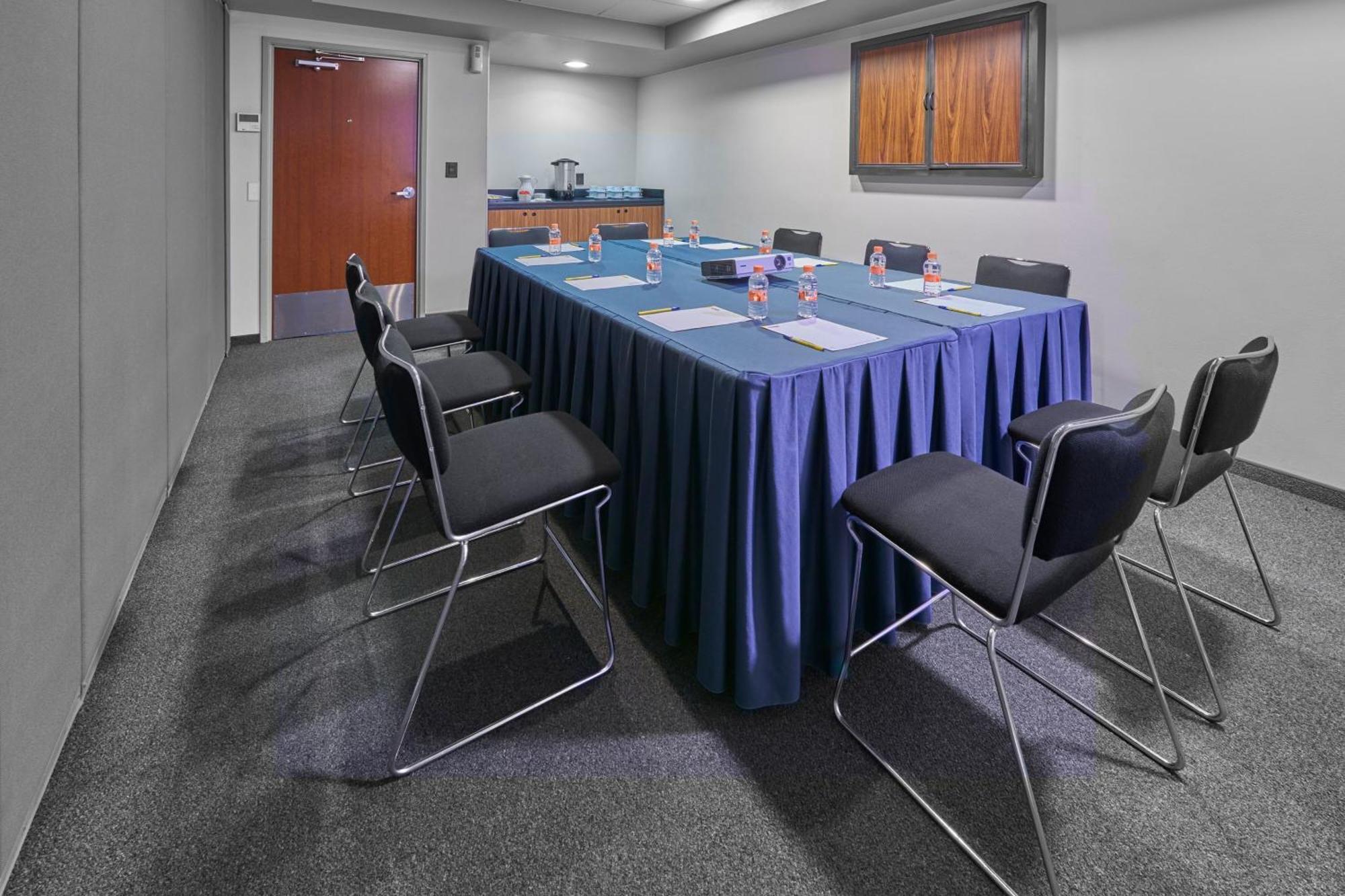 City Express By Marriott Ciudad De Mexico Plaza Central Екстериор снимка