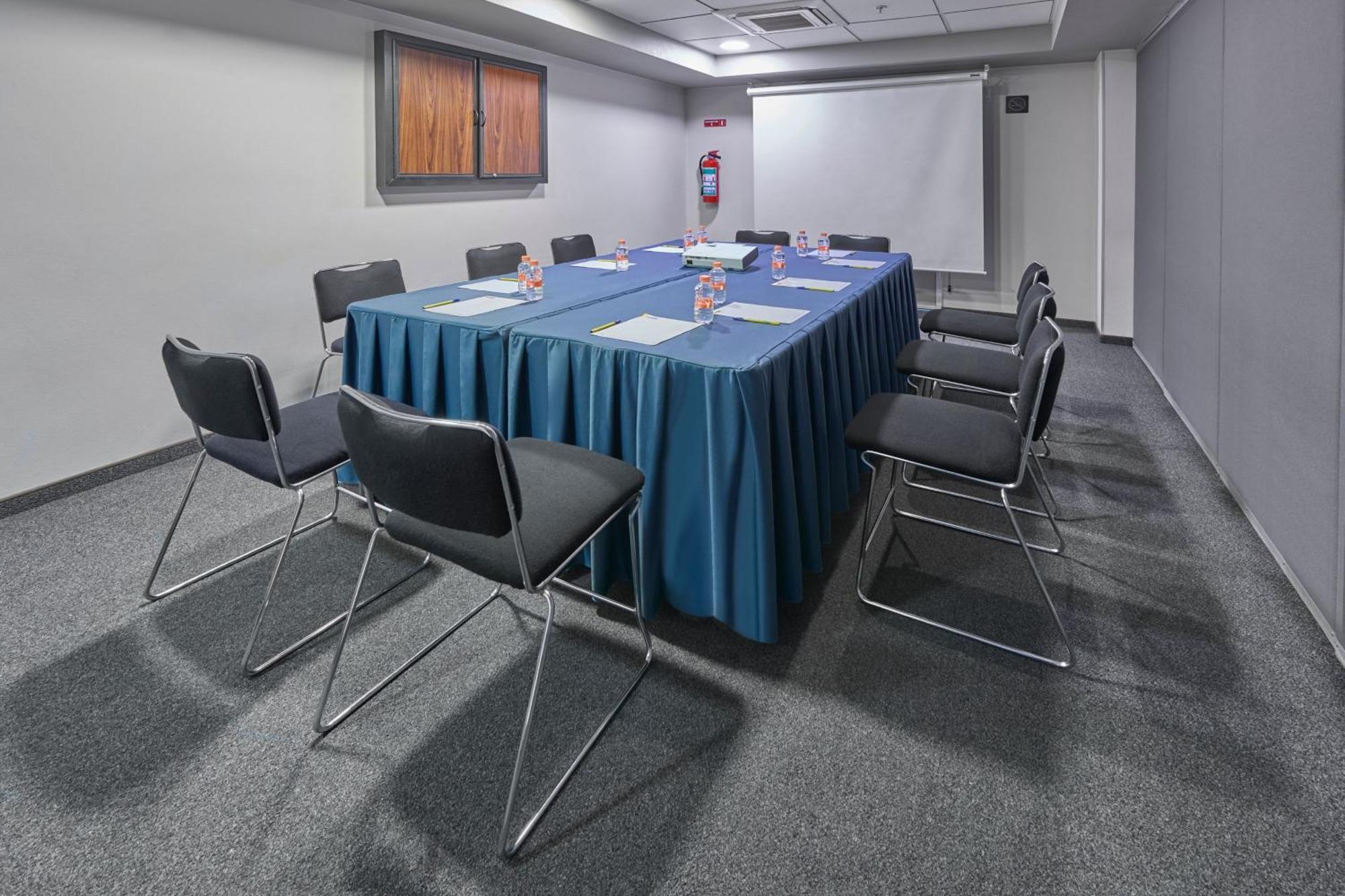 City Express By Marriott Ciudad De Mexico Plaza Central Екстериор снимка